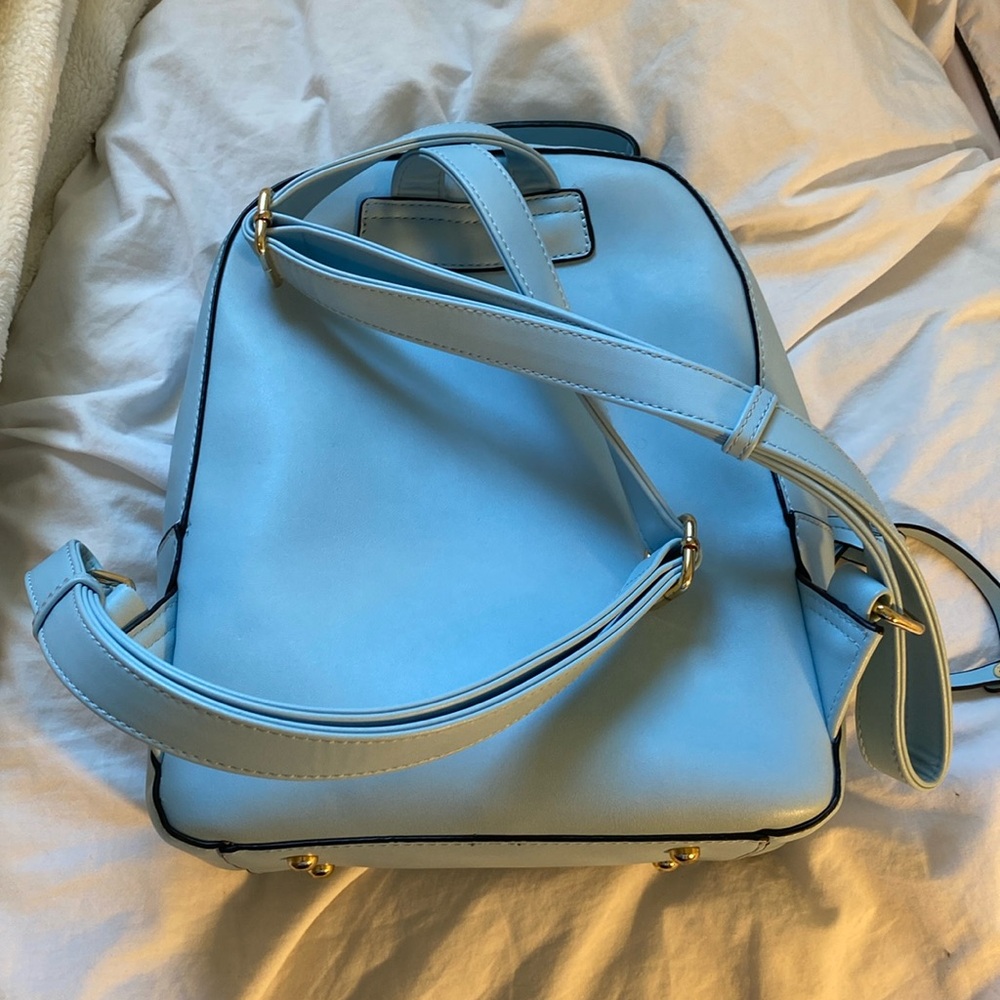 Backpack - Picture 5 of 5